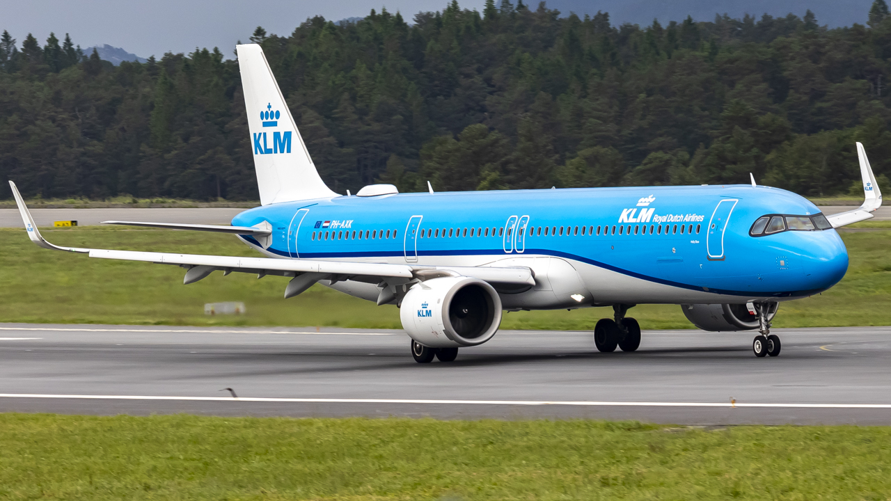 CB1A8783